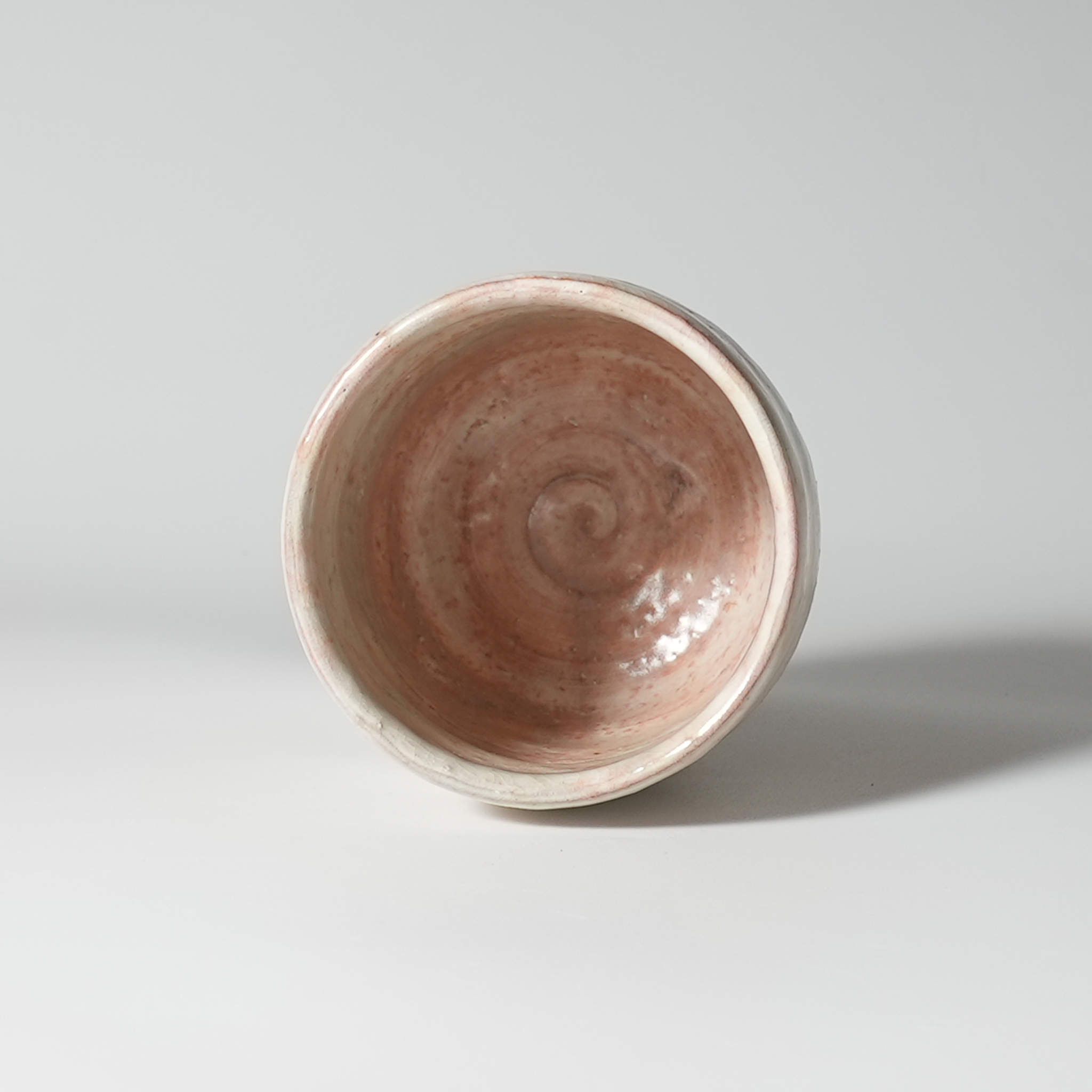 湯呑 木箱入 岡田裕 県指定無形文化財 萩焼 | 萩焼屋Hagiyakiya